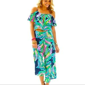 Lilly Pulitzer Posy in “Don’t Leave Me Hanging”